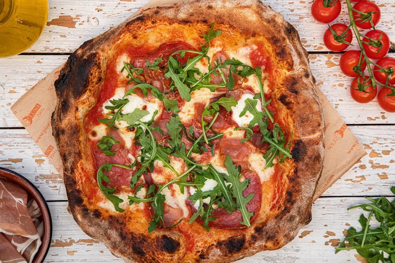 Sole Luna Pizza Mobile Catering Pizza Vans